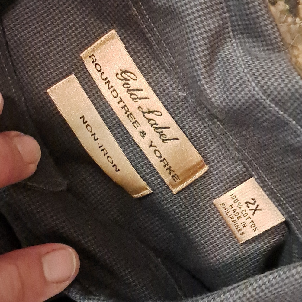 Bundle Of 4 Dress Shirts - Picture 4 of 12